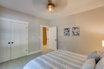 별장 Lovely Kerr Lake House W/ Private Dock!