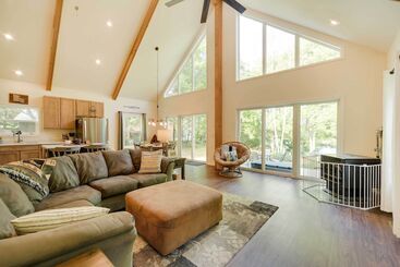 بيت ريفى Waterfront Webster Cabin W/ Dock On Warner Lake!