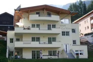 Hotel Apart La Vita