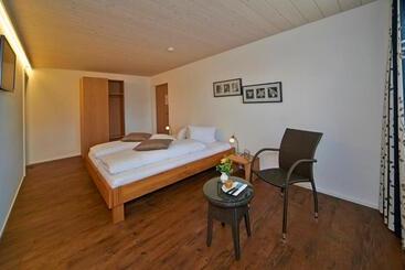 ホテル Gasthof Bären