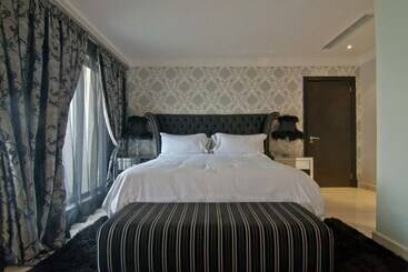 هتل Sarina Suites And Apartments Kano