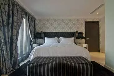 Hotel Sarina Suites And Apartments Kano