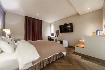 汽车旅馆  Daegu Bukbu Station Isabel