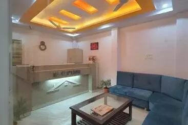 ホテル Mahadeva Homes Guest House