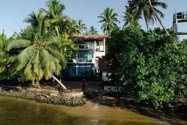 Hotel Shalza Ahangama