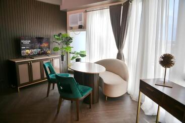 Апарт-отель 1511 Avidatower 4 Atria Iloilo