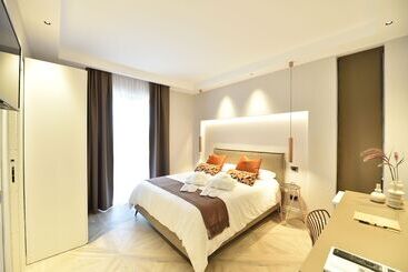 تختخواب و صبحانه La Dependance