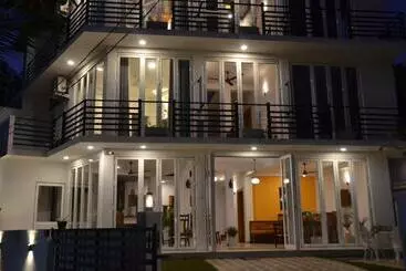 Hotelli House On The Bend