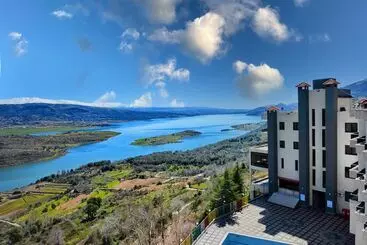 هتل Masharef Saghbine