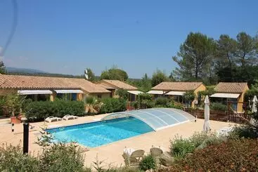 ペンション Les Glycines