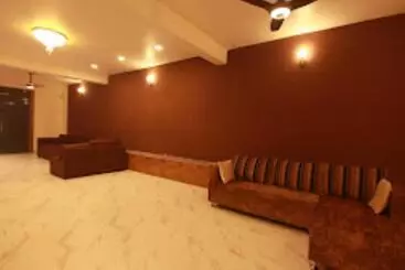 Hotelli Apoorva Royale Salepali