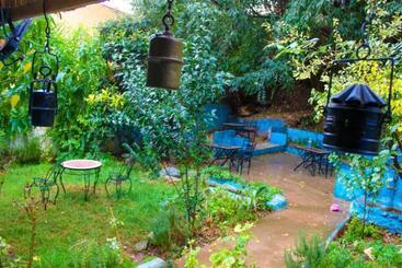 پانسیون Hôtel Maison Karaz