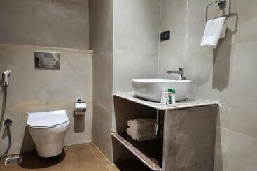 Отель Infinia Stays A Luxury Boutique