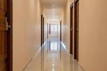 ホテル Kalpana Residency