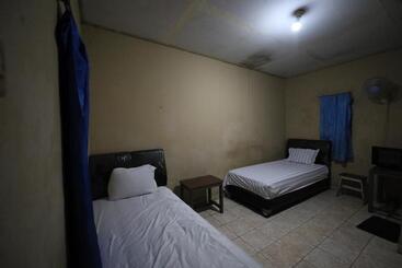 בית מלון כפרי Oyo 93343 Sukma Residence