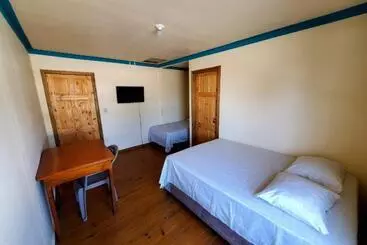 هتل Caribbean Inn