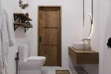 Hotel Sarang Apartments By Evdekimi Ubud