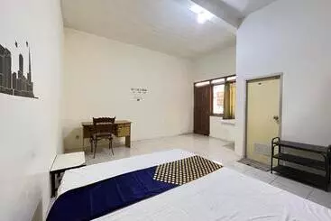 Hotel Spot On 93398 Sudimoro Guest House