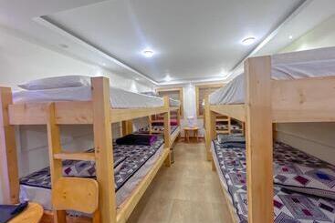 Aamiaismajoitus (B&B) The Bell Mount By Agira Hotels