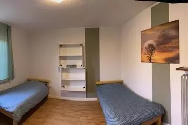 Zimmer 1