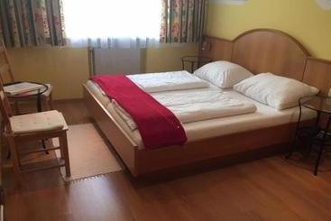 Hotelli Pension Alte Mühle