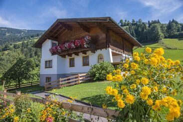 ホテル Tobhartbauer