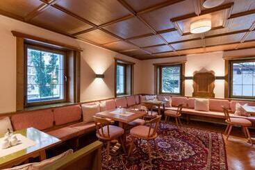 مبيت وإفطار Manni Gästehaus