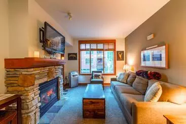 Hotell 589 Village 1bed 1bath Condo With Pool Spa And Walk To Gondola