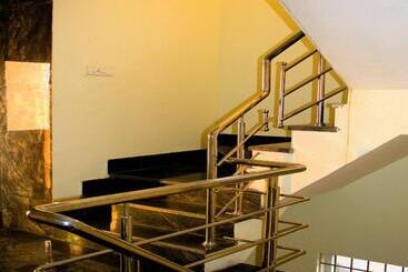 Hotel Cbr Guest House