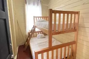 هاستل Hostal Caribbean Beach