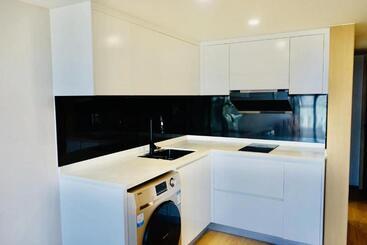 Kunming Dianchi Mideel International Apartment South Asian Style Fuhai Metro