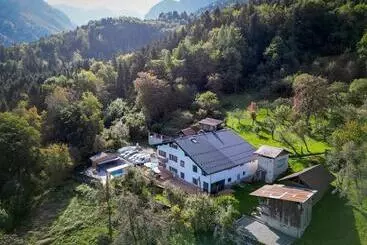 ベッドアンドブレックファースト La Flémingîte