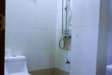 تختخواب و صبحانه Pazuri