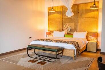 Tabebuia Spa And Safari Resort