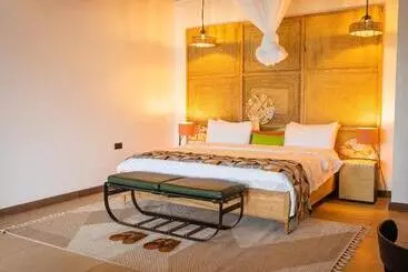 Tabebuia Spa And Safari Resort
