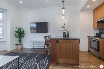 هتل آپارتمان 304 Newbury Street By Thatch