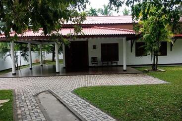 Bed and Breakfast Sunway Lagoon  Hungama