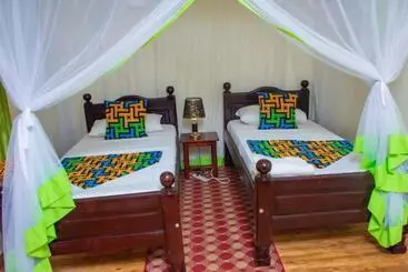 پانسیون Berengei Silverback Guesthouse And Homestay