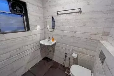Pansiyon Villa White Grove