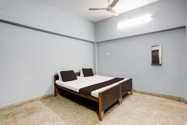 Spot On Sky Blue Hotel 2