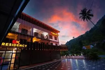 Hôtel Ek Residency