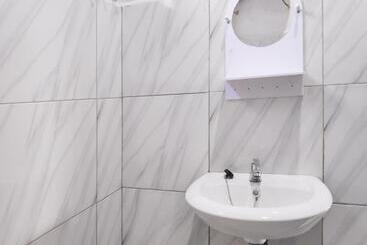 Szálloda Reddoorz @ Jalan Ujung Aji Berastagi