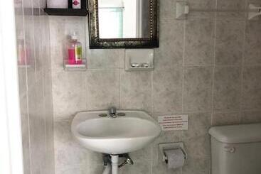 Bed and Breakfast Posada Dora