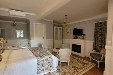 Hotel La Belle Provence