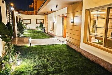 هتل آپارتمان Imperial Suite