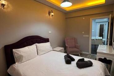 Aparthotel Moray Suit