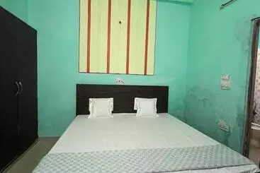 Majatalo Radhika Residency
