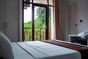 پانسیون Silver Oasis Maldives