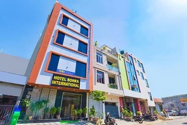Fabhotel Bohra International