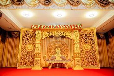 Hotell Maharajah Grand